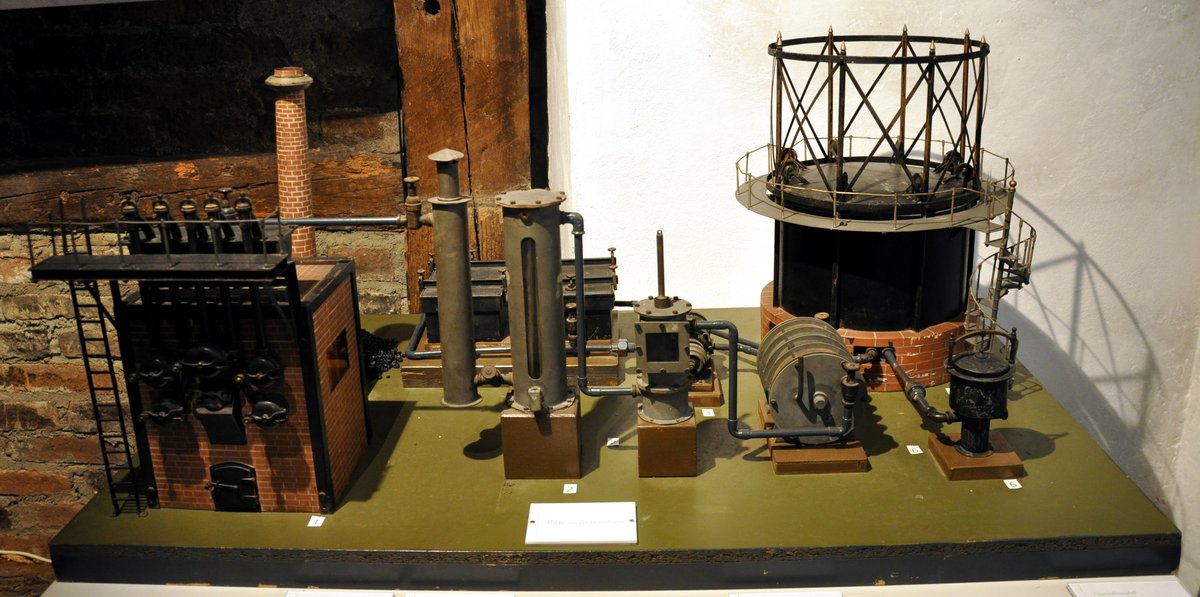 Functional model of a gasworks, 1910, University of Tübingen collection