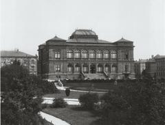 Grande Ducal Museum building in 1903
