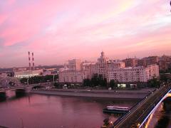 Smolensky Metro Bridge