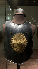 18th century cavalry cuirass armor displayed in Musée de l'Armée