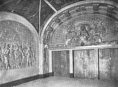 Interior foyer of the New Amsterdam Theatre with ornate decor and lighting