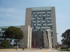 Architectural complex R.P. Felipe MacGregor at Pontificia Universidad Católica del Perú