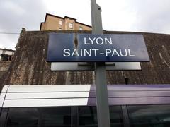 Historical plaque at Gare Saint-Paul in Lyon 5th arrondissement