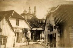 Historical street view of Vilnia, Safjaniki, from 1912-16 by J. Bułhak