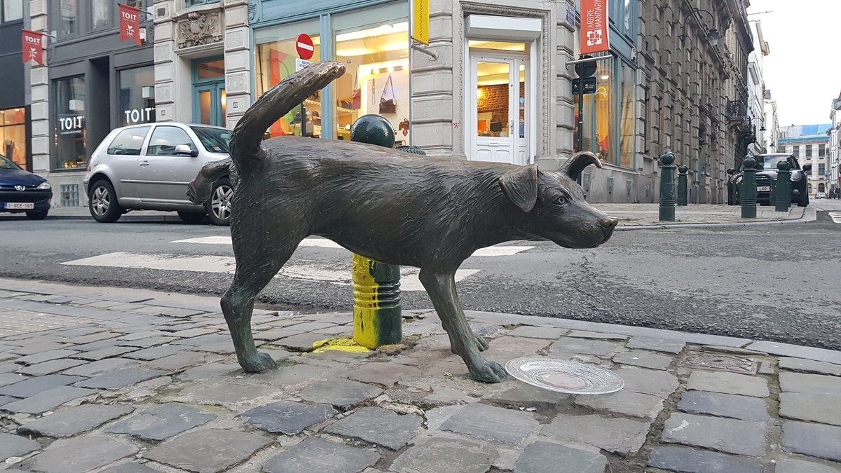 Het Zinneke statue in Brussels Belgium