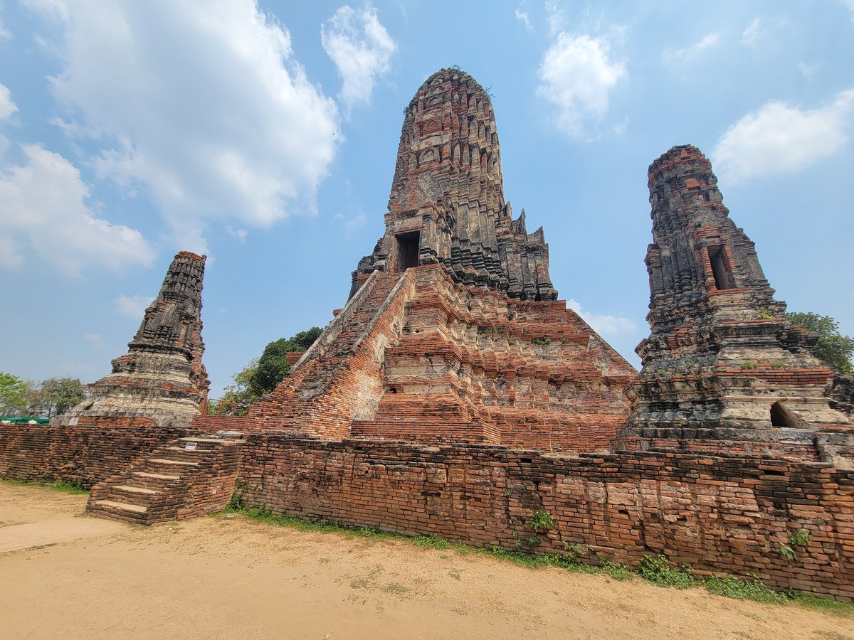 Grand central prang and two surrounding smaller prangs of Wat Chai Watthanaram temple