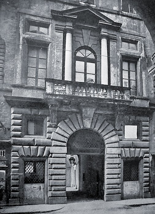 Portal of Palazzo dei Convertendi along Borgo Nuovo street in Rome, circa 1930