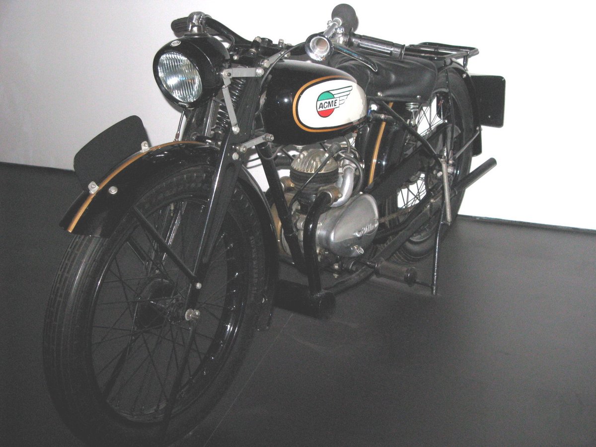 1939 ACME red motorcycle with 125 cc engine