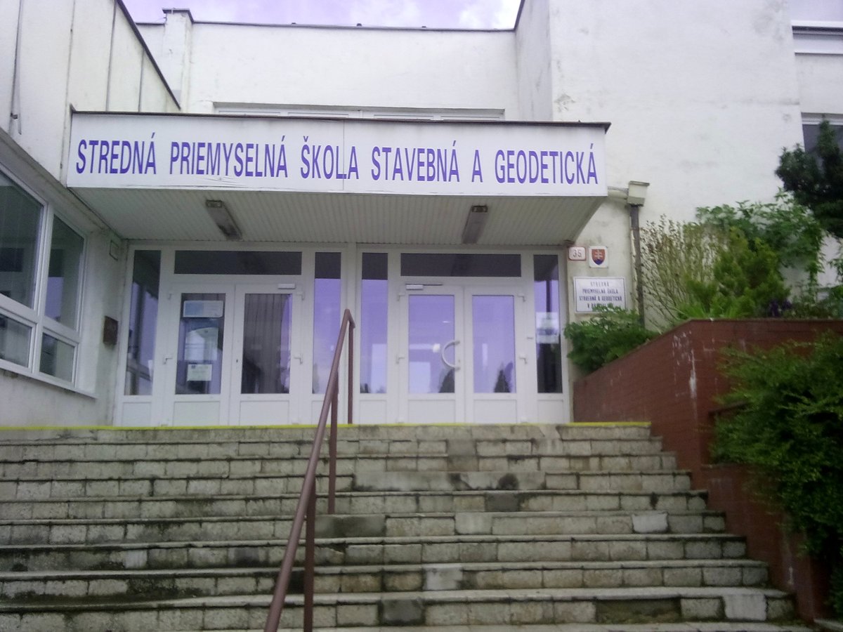 Entrance of SPŠ stavebná a geodetická Drienova 35 Bratislava school building