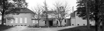 Pre-1913 black and white photograph of Rideau Hall facade