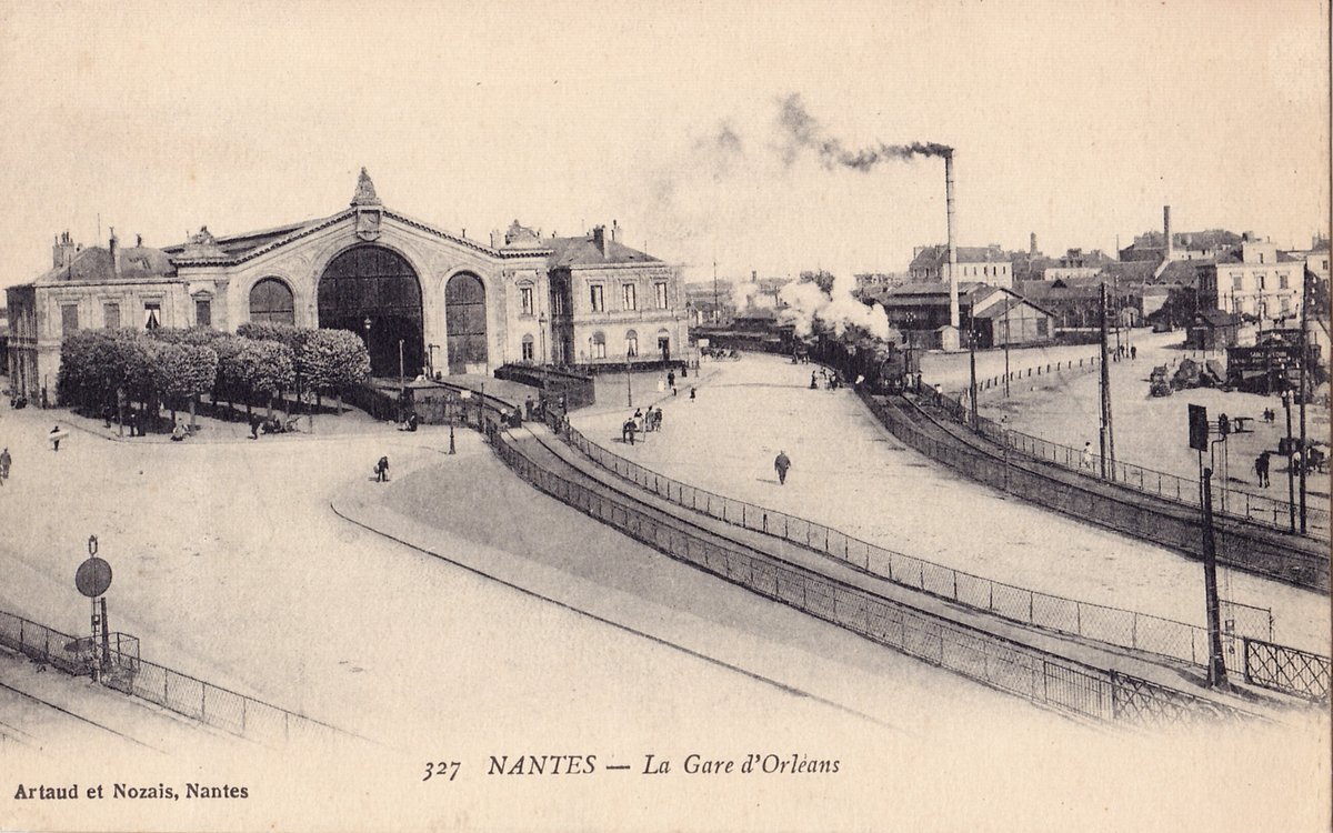 Old postcard of Nantes Orléans train station