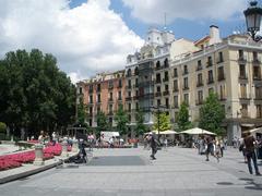 Plaza de Oriente in Madrid with gardens and historical buildings
