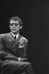 Floris de Graaf performing at ICC Contest for young cabaret performers in Nieuwe de la Mar, Amsterdam, 1968