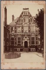 Courtyard of the Oost-Indisch Huis on Oude Hoogstraat 24 in Amsterdam, historic photo from late 19th century