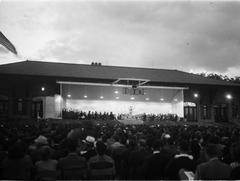 Symphony orchestra performing a concert in front of the chalet on Mount Royal