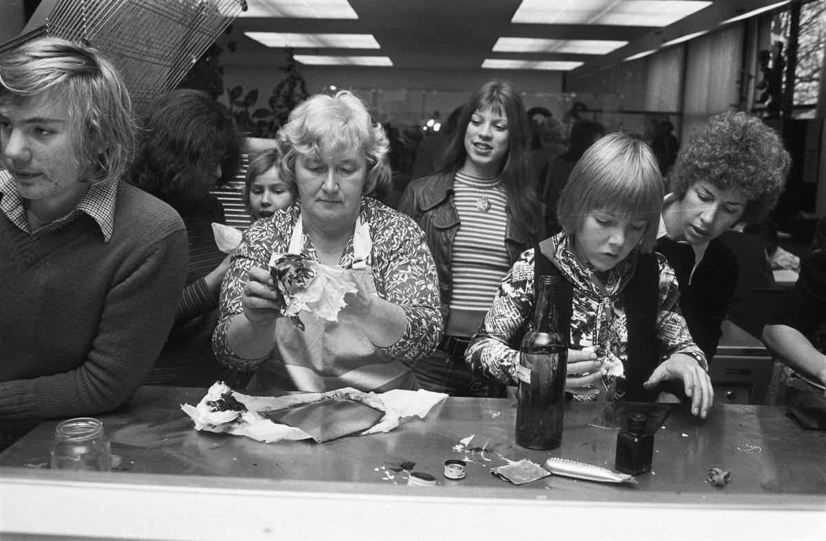 Children participating in a creative 10-day etching workshop at the Vincent van Gogh Museum in Amsterdam, January 3, 1975