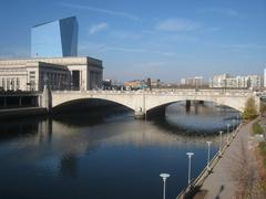 Market Street Bridge over Schuylkill River in Philadelphia