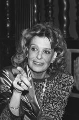 Melina Mercouri giving a speech during her visit to the Acropolis of Athens exhibition in Amsterdam, 1985
