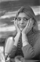 Arrival of Melina Mercouri at an event in 1968