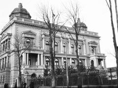 Street view of Ulica Kralja Milana with the Serbian Royal Palace (Stari Dvor) in Belgrade