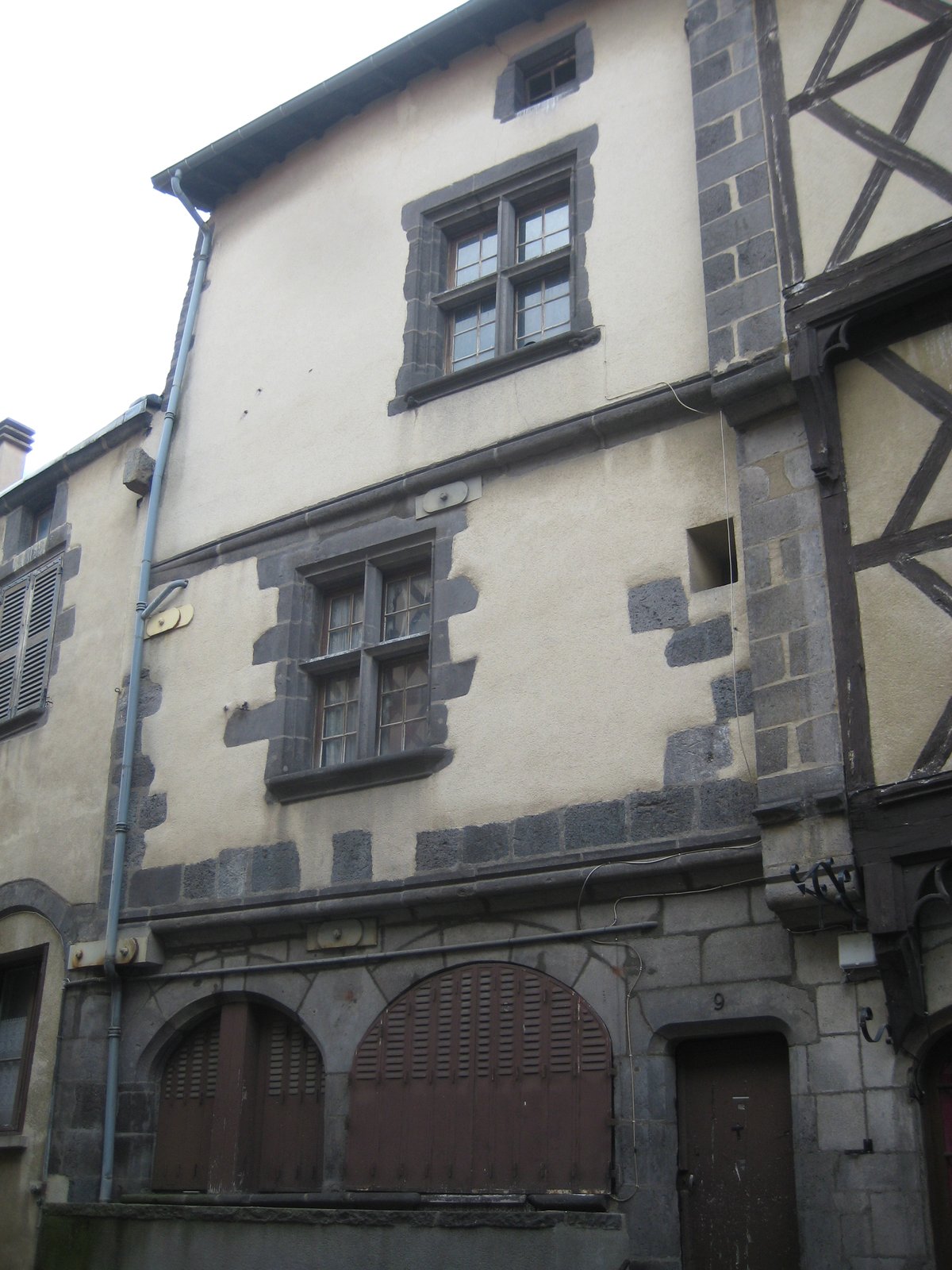 Traditional house at 9 Rue De La Rodade in Montferrand, Clermont-Ferrand, France
