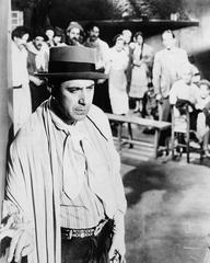 Carlos Gardel in Luces de Buenos Aires 1931 movie scene