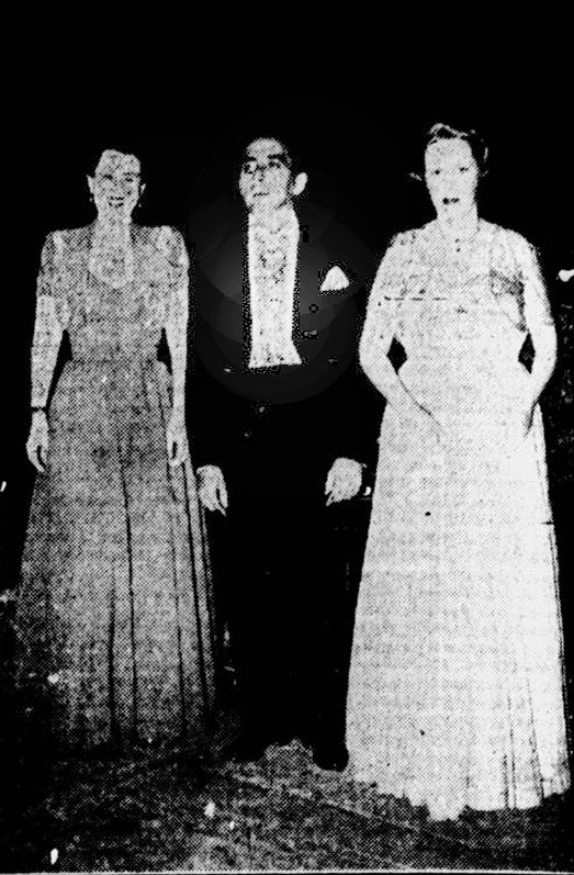 Singer Christina Maristany, cellist Iberê Gomes Grosso and pianist Dinorah de Carvalho performing at Theatro Municipal de São Paulo