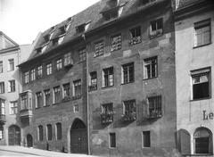 Historic street view of Burgstraße 10 in Nürnberg around 1910