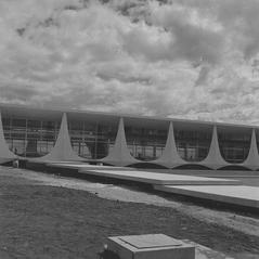 Palácio da Alvorada modernist architecture in Brasília Brazil