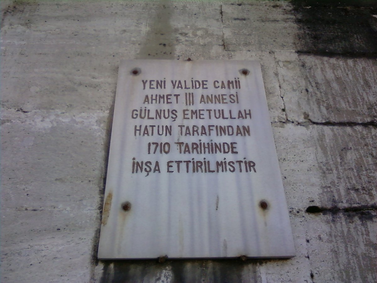 Name plate of the Yeni Valide Mosque in Istanbul, Turkey