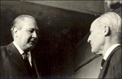 César Milstein and Swedish Ambassador Lars-Erik Engström at an event