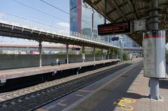 Moscow Shelepikha MCC station exterior during daytime