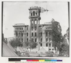 Hall of Justice in Portsmouth Square, San Francisco, after the 1906 earthquake