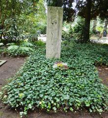 Family grave at Cologne South Cemetery