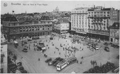 Old postcard of Rogier Square in summer during the interwar years