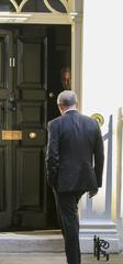 Ambassador Robert Johnson meeting Chancellor Philip Hammond at Number 11 Downing Street