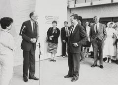 Opening of the second new construction phase of Academisch Ziekenhuis Leiden by Minister Deetman in May 1986