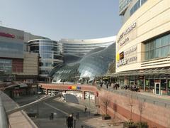 Złote Tarasy shopping center entrance from Aleje Jerozolimskie in Warsaw