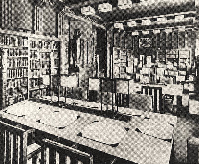 Reading room with cedar wood paneling by Peter Behrens in Düsseldorf library 1906