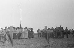 Black and white photograph of a World War II memorial tribute ceremony at Antjol Cemetery in Batavia, Indonesia in 1946