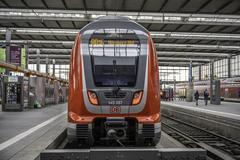 DB Regio class 445 electric train at Munich Central Station platform