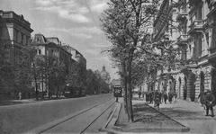 Ujazdowskie Avenue in Warsaw looking towards Trzech Krzyży Square before 1939
