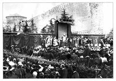 Pope Pius X receiving people of Rome in Vatican courtyard