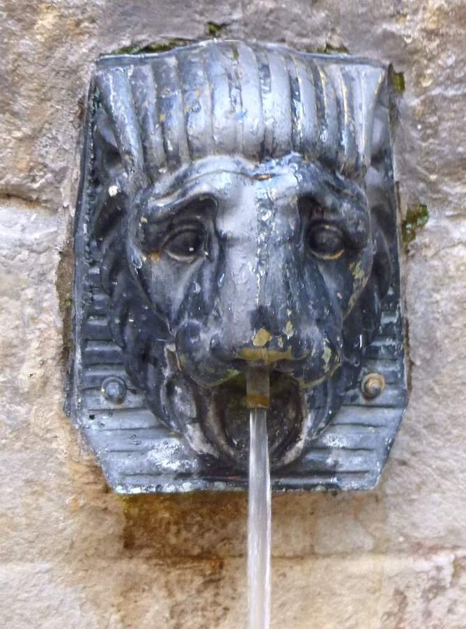 Fuente del Perro fountain in Bilbao with clear blue sky