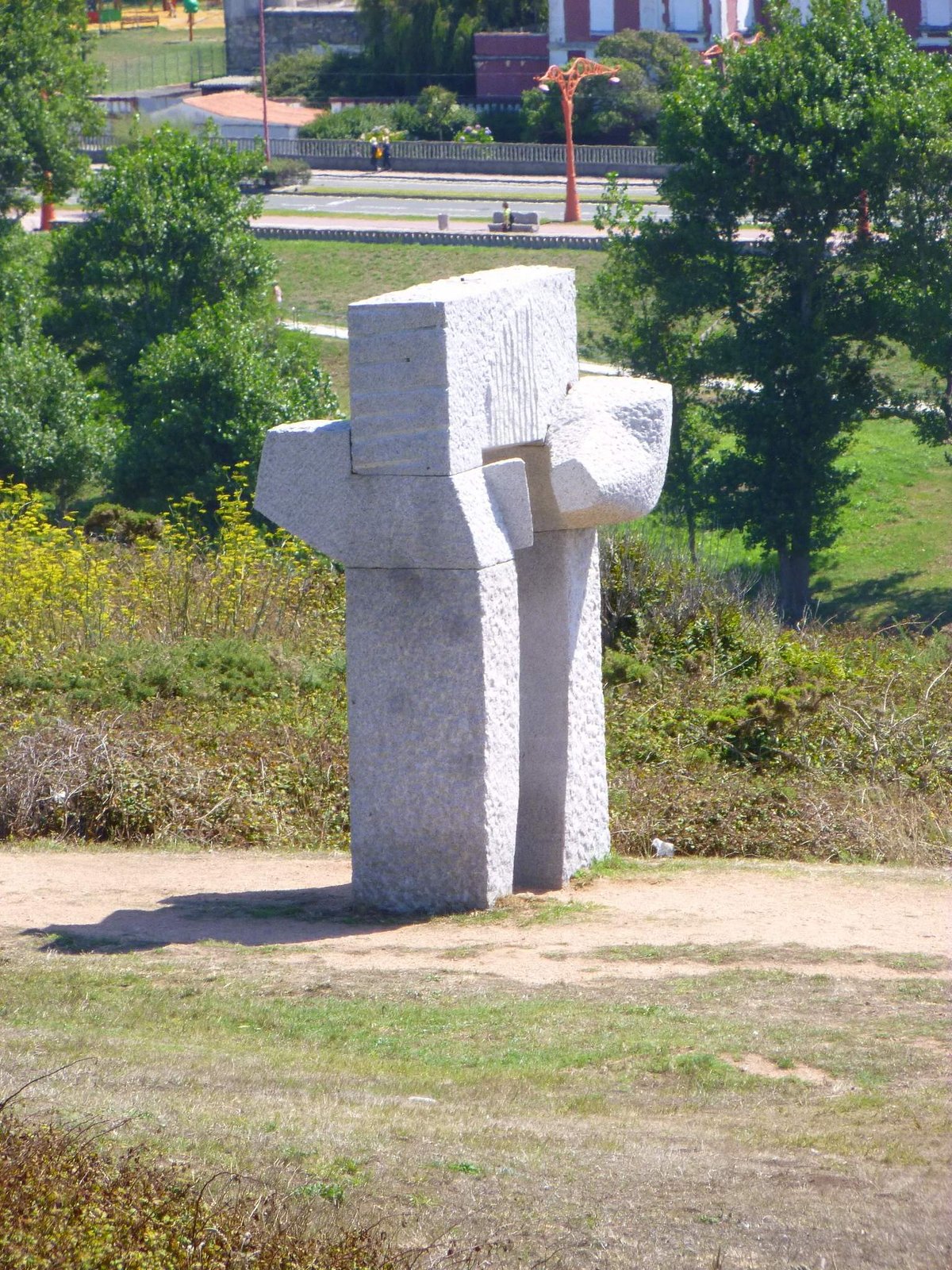 Parque de la Torre in A Coruña featuring lush green park with trees and walking paths