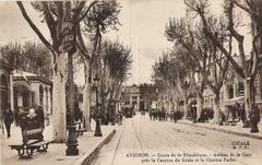 Avignon tramway in front of the train station