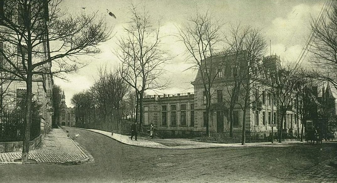 Street view of Avenue Jean-Pierre Pescatore at the corner of Boulevard Royal in Luxembourg with the Banque Internationale building on the right