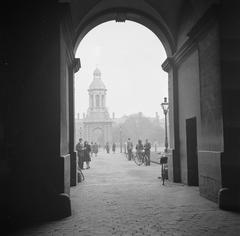 Entrance gate of Trinity College in Dublin, Ireland, photographed in 1946