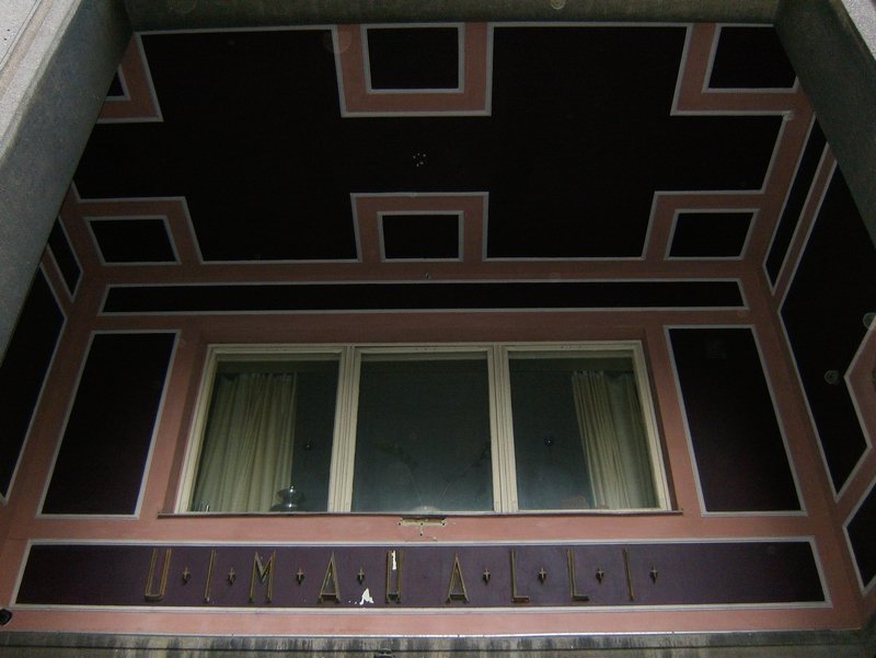 Public swimming hall in Helsinki with 1920s classicism architecture
