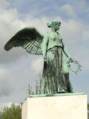 Søfartsmonumentet Maritime Monument sculpture by Svend Rathsack at Langelinie Copenhagen